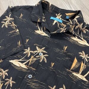 Tori Richard Men's Large Silk Hawaiian Islands Pattern Shirt